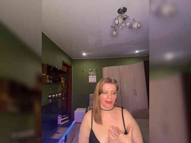 Veronika_Gold webcam