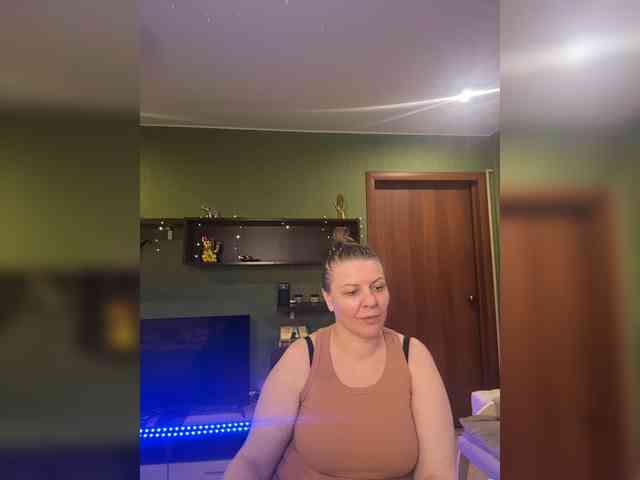 Veronika_Gold webcam