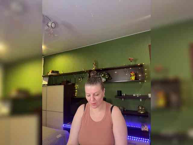 Veronika_Gold webcam