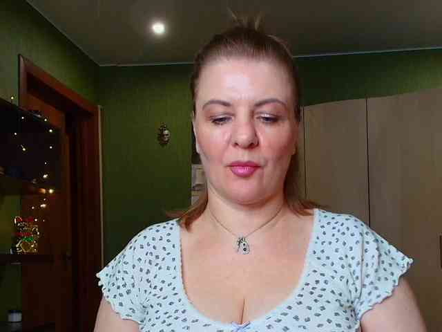 Veronika_Gold webcam