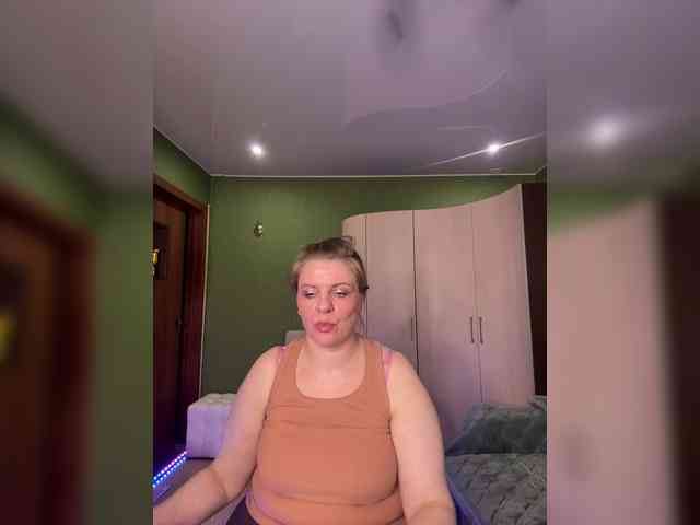 Veronika_Gold webcam