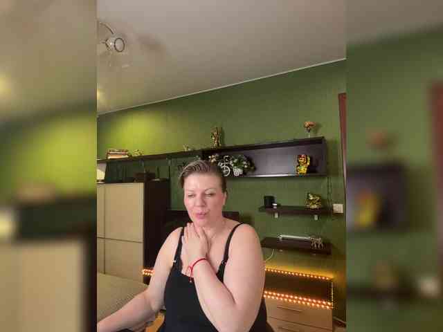 Veronika_Gold webcam