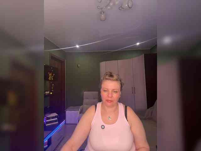 Veronika_Gold webcam