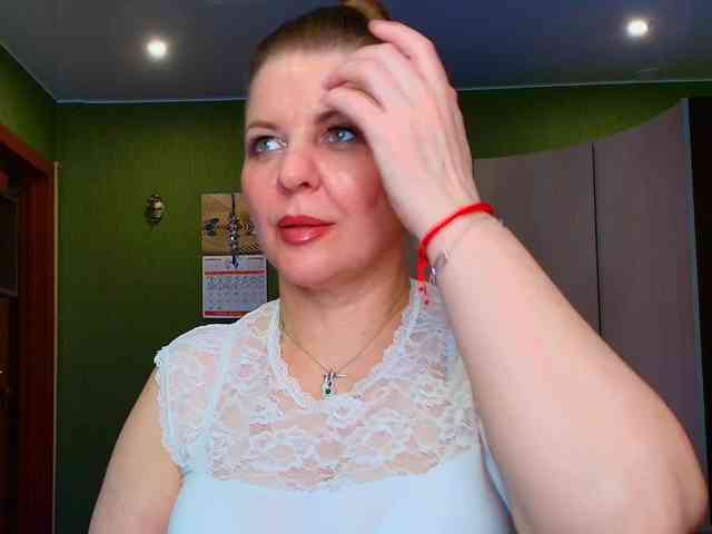 Veronika_Gold webcam