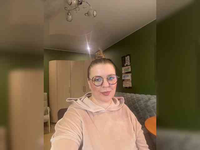 Veronika_Gold webcam