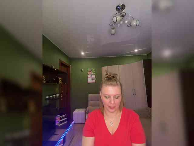 Veronika_Gold webcam