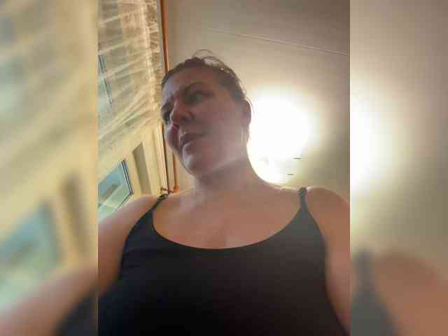 Veronika_Gold webcam