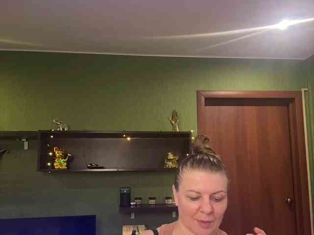 Veronika_Gold webcam