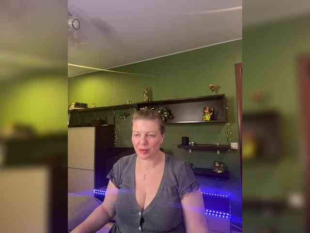 Veronika_Gold webcam