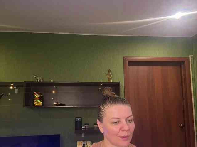 Veronika_Gold webcam