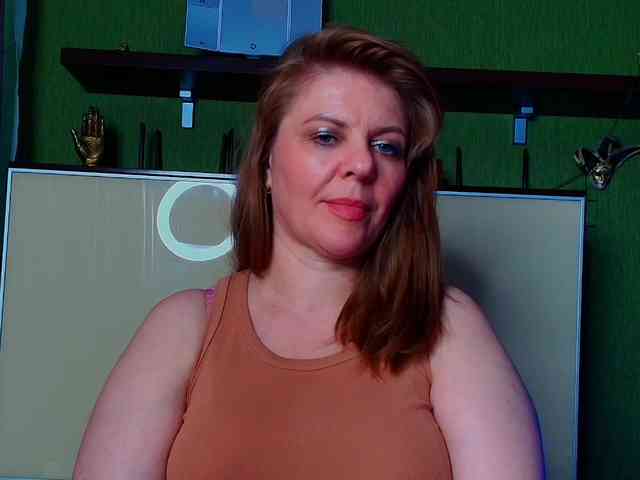 Veronika_Gold webcam