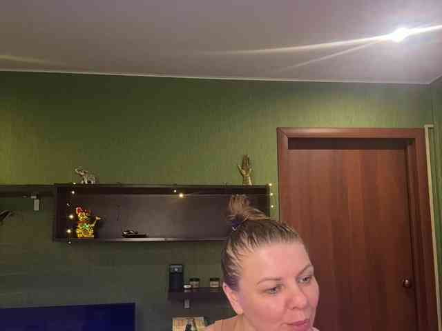 Veronika_Gold webcam