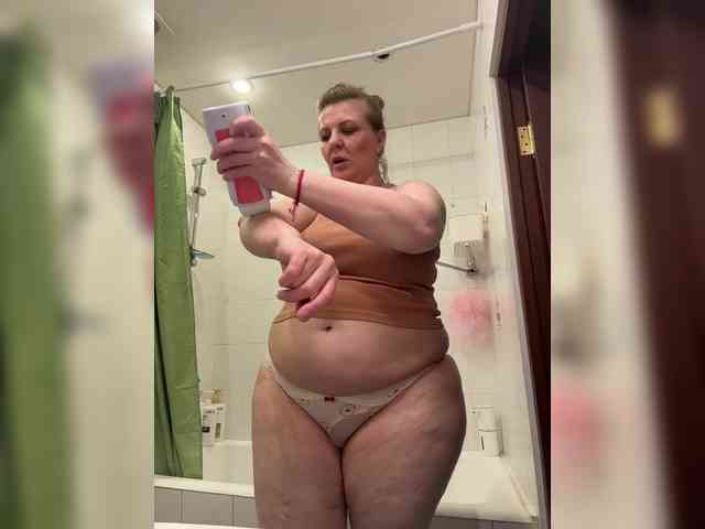 Veronika_Gold webcam