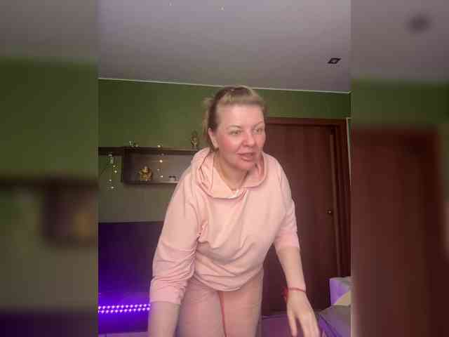 Veronika_Gold webcam