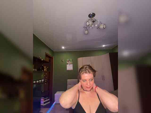 Veronika_Gold webcam