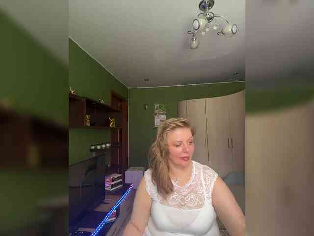 Veronika_Gold webcam