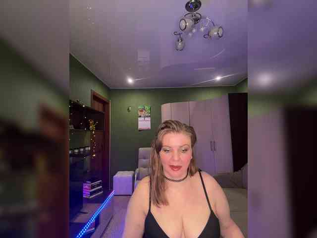 Veronika_Gold webcam