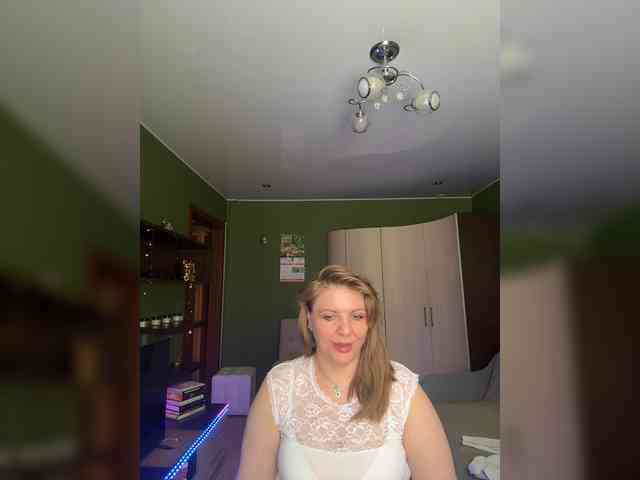 Veronika_Gold webcam