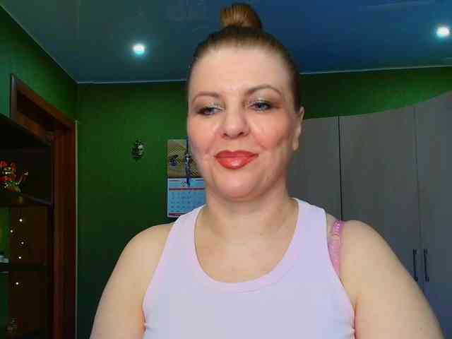Veronika_Gold webcam