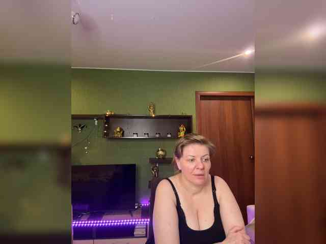 Veronika_Gold webcam