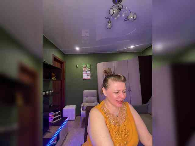 Veronika_Gold webcam