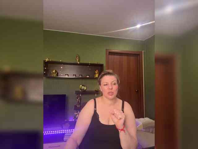 Veronika_Gold webcam