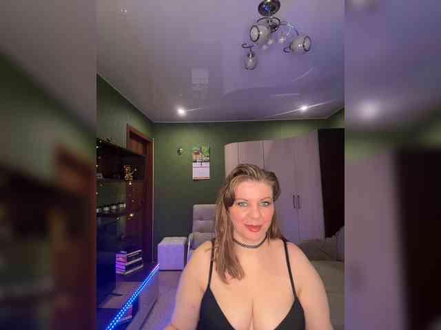 Veronika_Gold webcam