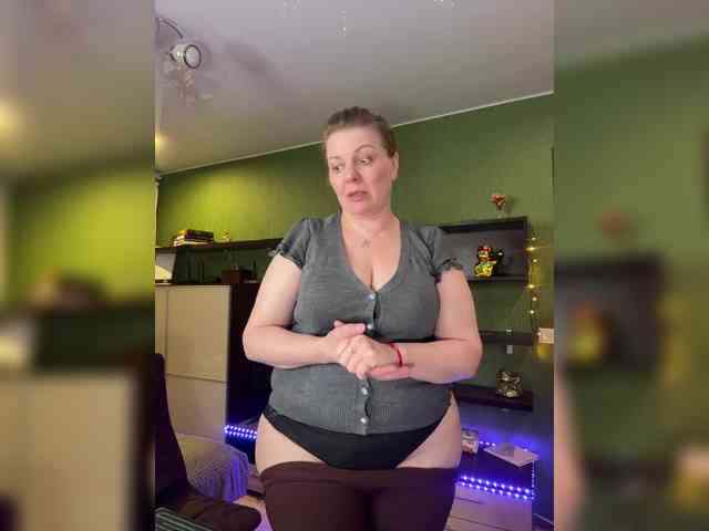 Veronika_Gold webcam