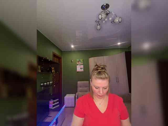 Veronika_Gold webcam