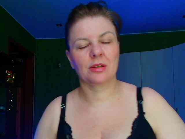 Veronika_Gold webcam