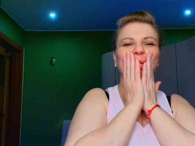 Veronika_Gold webcam