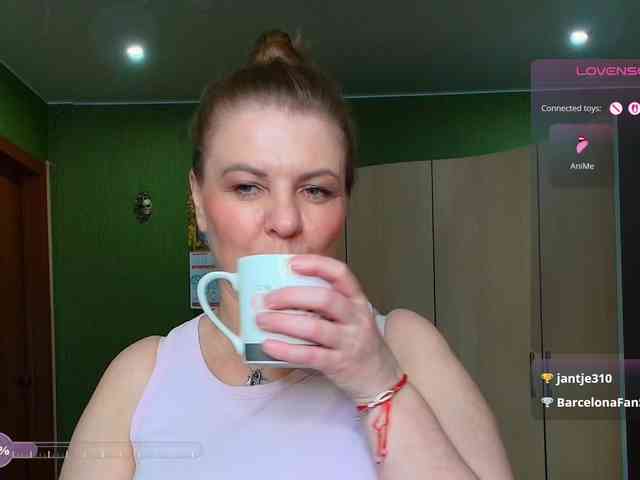 Veronika_Gold webcam
