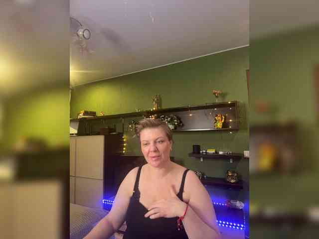 Veronika_Gold webcam