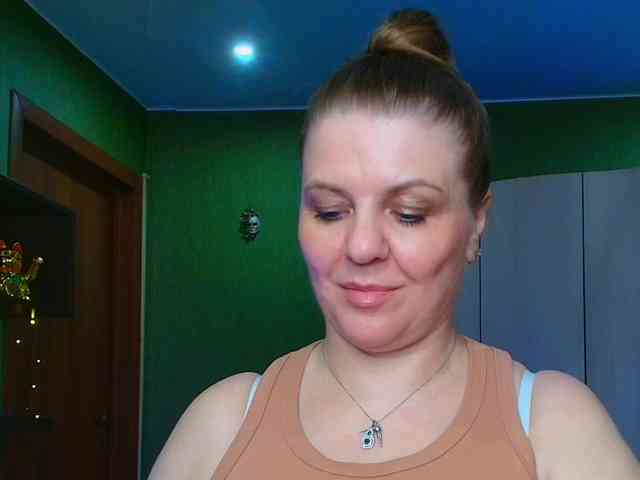 Veronika_Gold webcam