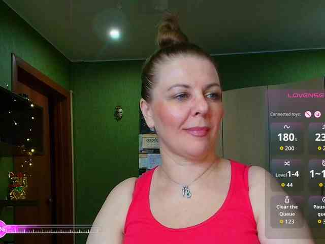 Veronika_Gold webcam