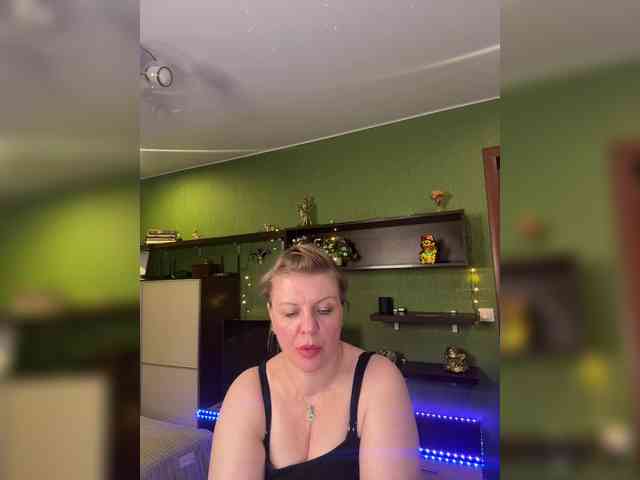 Veronika_Gold webcam