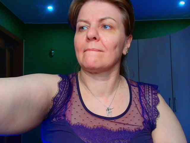 Veronika_Gold webcam