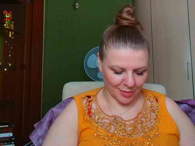 Veronika_Gold webcam