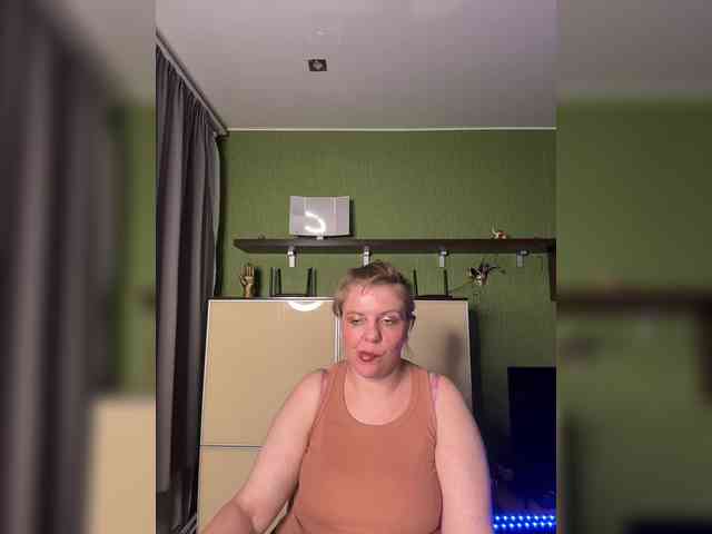 Veronika_Gold webcam