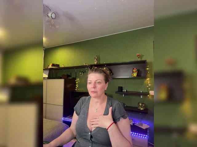 Veronika_Gold webcam