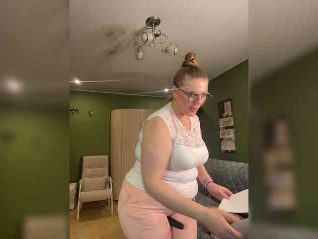 Veronika_Gold webcam