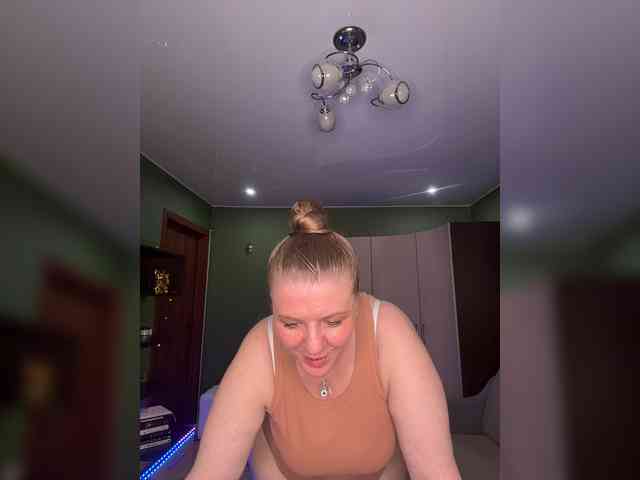 Veronika_Gold webcam