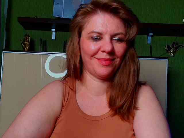 Veronika_Gold webcam
