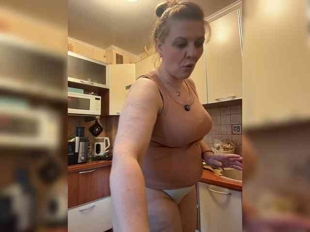 Veronika_Gold webcam