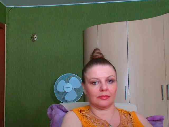 Model: Veronika_Gold