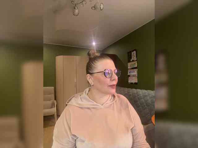 Veronika_Gold webcam