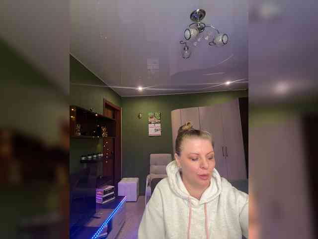 Veronika_Gold webcam