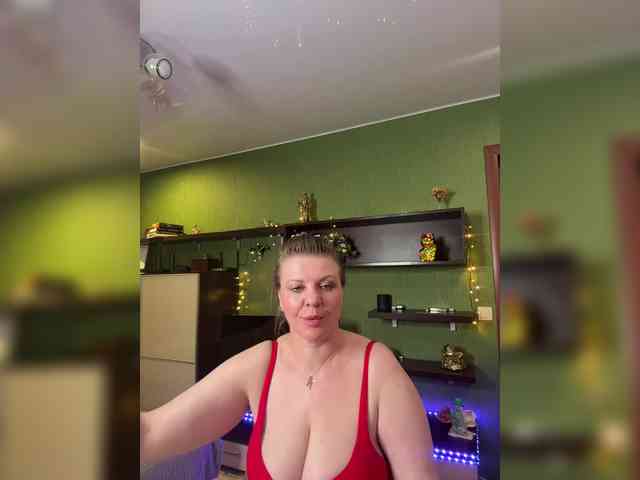 Veronika_Gold webcam