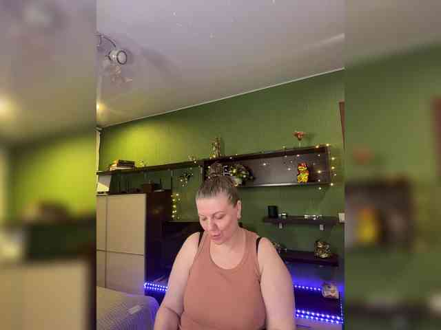 Veronika_Gold webcam