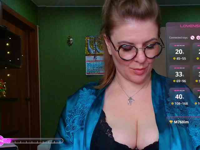 Veronika_Gold webcam